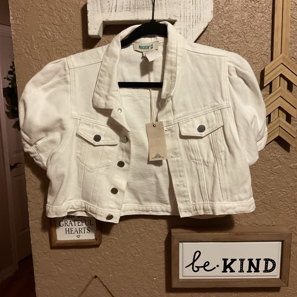 Rockin C’ White Denim Short Sleeve Cropped Jacket Women’s Size Medium NWT